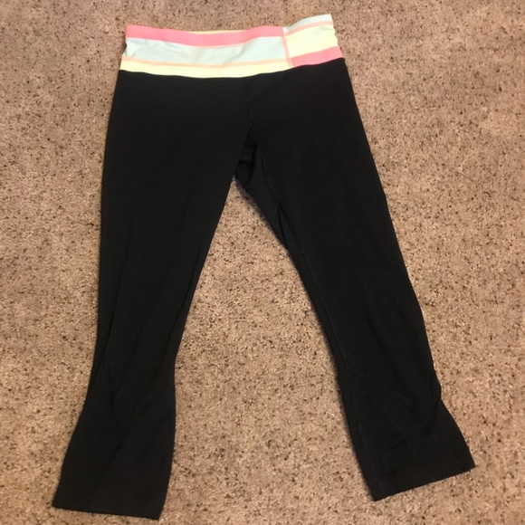 lululemon athletica Pants - Lululemon black crop pant with neon waist